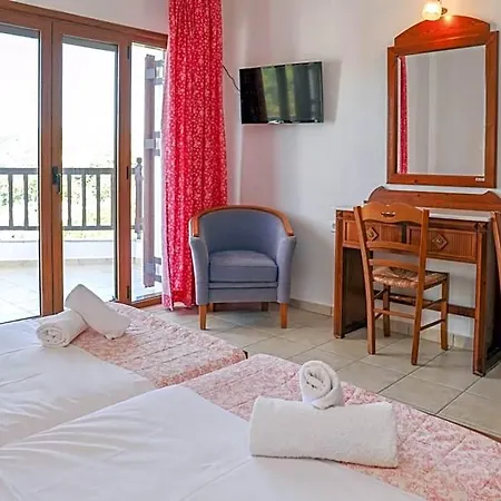 Pandora Hotell 2*